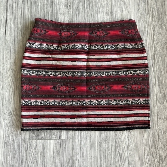 Fifteen Twenty Aztec Print Skirt Size 2 - Picture 7 of 8